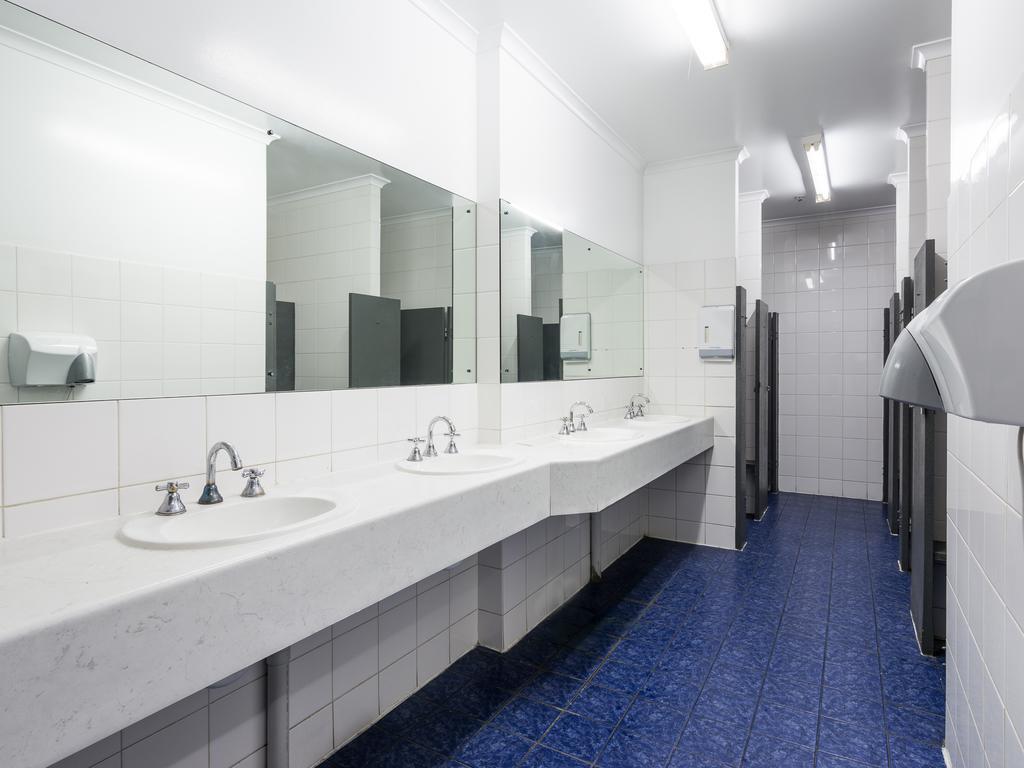 Blue Galah International Backpackers Hostel Adelaide Exterior photo
