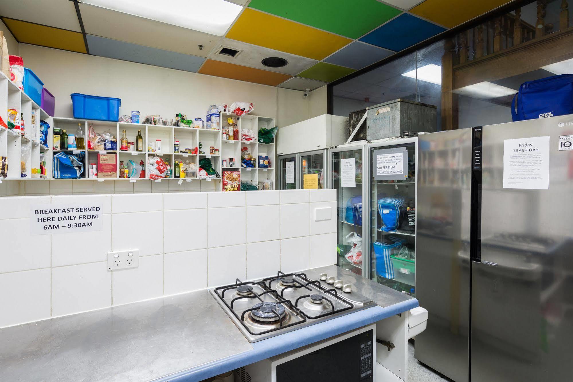 Blue Galah International Backpackers Hostel Adelaide Exterior photo